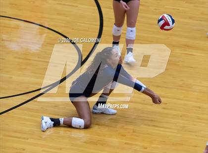 Thumbnail 2 in Churchill vs Brandeis photogallery.