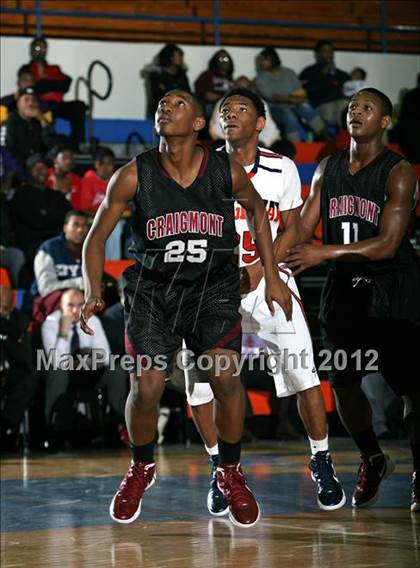 Thumbnail 3 in Craigmont vs. Ridgeway photogallery.