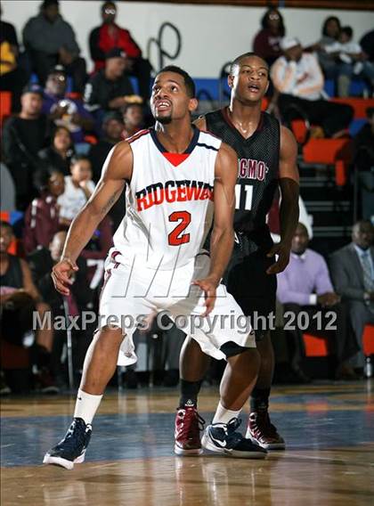 Thumbnail 3 in Craigmont vs. Ridgeway photogallery.