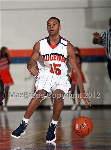 Thumbnail 3 in Craigmont vs. Ridgeway photogallery.