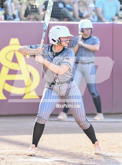 Thumbnail 3 in Round Valley vs. Kingman Academy (AIA 2A Final) photogallery.