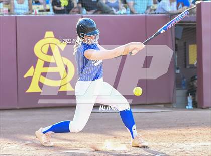 Thumbnail 2 in Round Valley vs. Kingman Academy (AIA 2A Final) photogallery.