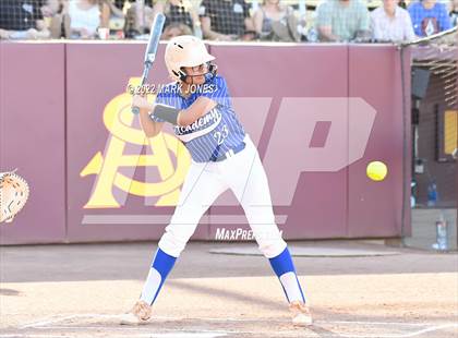 Thumbnail 3 in Round Valley vs. Kingman Academy (AIA 2A Final) photogallery.