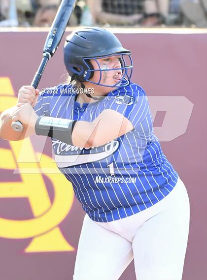 Thumbnail 2 in Round Valley vs. Kingman Academy (AIA 2A Final) photogallery.