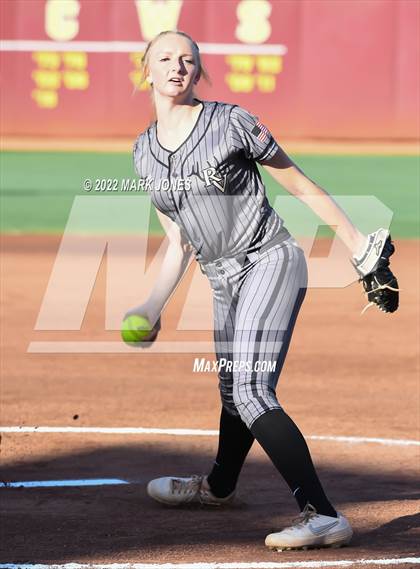 Thumbnail 3 in Round Valley vs. Kingman Academy (AIA 2A Final) photogallery.