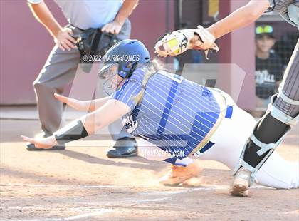 Thumbnail 2 in Round Valley vs. Kingman Academy (AIA 2A Final) photogallery.