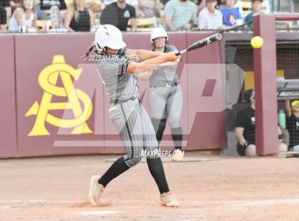 Thumbnail 2 in Round Valley vs. Kingman Academy (AIA 2A Final) photogallery.