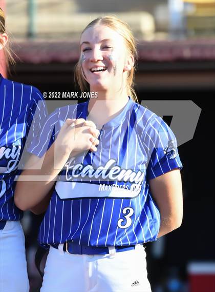 Thumbnail 3 in Round Valley vs. Kingman Academy (AIA 2A Final) photogallery.