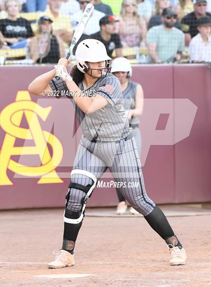 Thumbnail 2 in Round Valley vs. Kingman Academy (AIA 2A Final) photogallery.