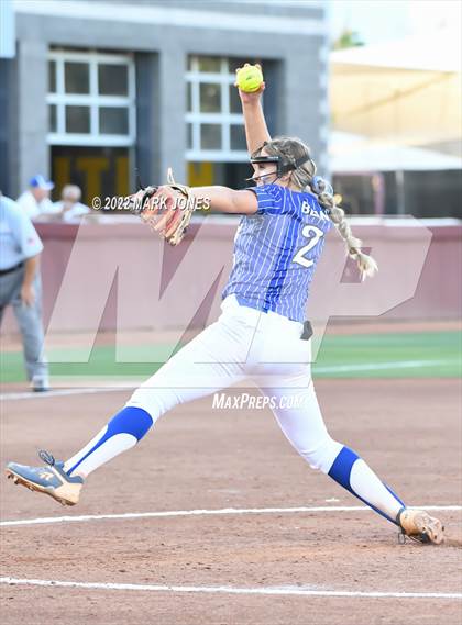 Thumbnail 1 in Round Valley vs. Kingman Academy (AIA 2A Final) photogallery.