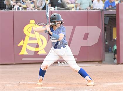 Thumbnail 1 in Round Valley vs. Kingman Academy (AIA 2A Final) photogallery.