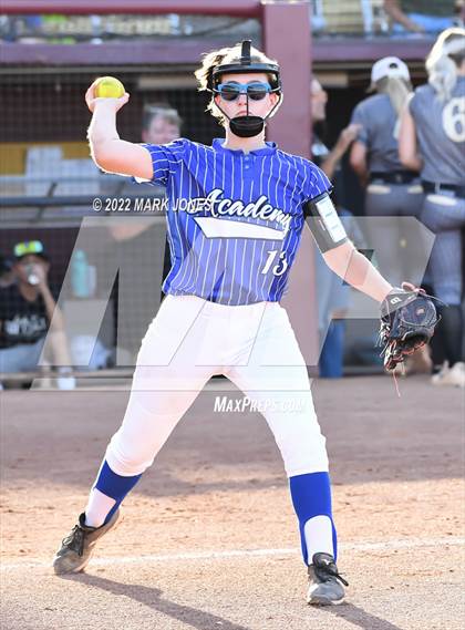 Thumbnail 2 in Round Valley vs. Kingman Academy (AIA 2A Final) photogallery.