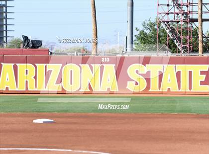 Thumbnail 1 in Round Valley vs. Kingman Academy (AIA 2A Final) photogallery.