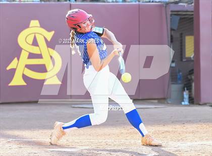 Thumbnail 2 in Round Valley vs. Kingman Academy (AIA 2A Final) photogallery.
