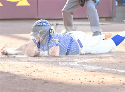 Thumbnail 3 in Round Valley vs. Kingman Academy (AIA 2A Final) photogallery.