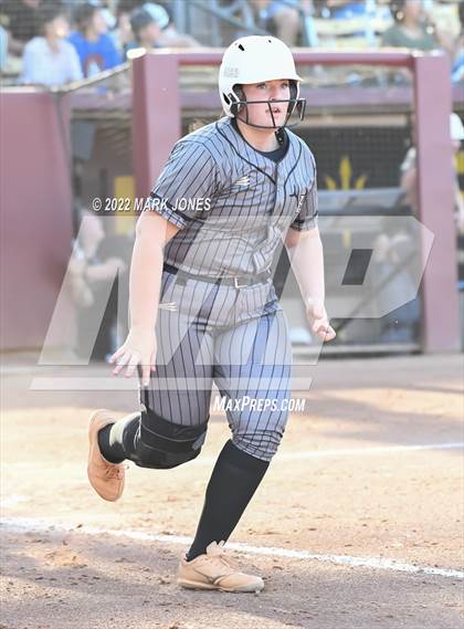 Thumbnail 1 in Round Valley vs. Kingman Academy (AIA 2A Final) photogallery.