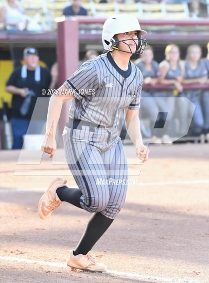 Thumbnail 1 in Round Valley vs. Kingman Academy (AIA 2A Final) photogallery.