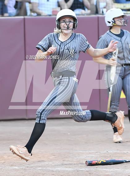 Thumbnail 3 in Round Valley vs. Kingman Academy (AIA 2A Final) photogallery.