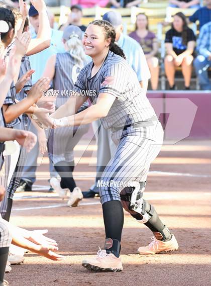 Thumbnail 3 in Round Valley vs. Kingman Academy (AIA 2A Final) photogallery.