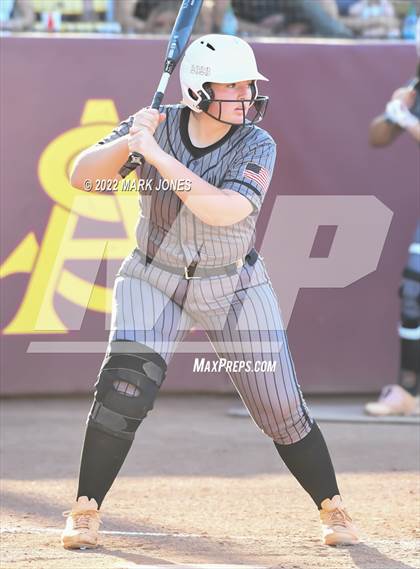 Thumbnail 2 in Round Valley vs. Kingman Academy (AIA 2A Final) photogallery.