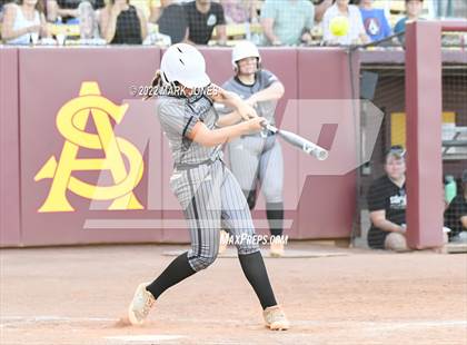 Thumbnail 3 in Round Valley vs. Kingman Academy (AIA 2A Final) photogallery.