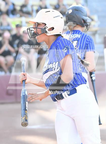 Thumbnail 2 in Round Valley vs. Kingman Academy (AIA 2A Final) photogallery.