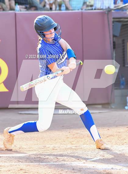 Thumbnail 2 in Round Valley vs. Kingman Academy (AIA 2A Final) photogallery.