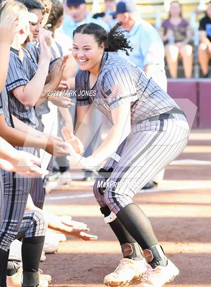 Thumbnail 1 in Round Valley vs. Kingman Academy (AIA 2A Final) photogallery.