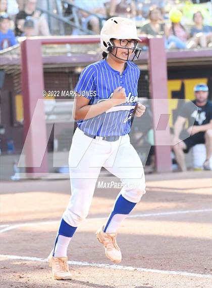 Thumbnail 1 in Round Valley vs. Kingman Academy (AIA 2A Final) photogallery.