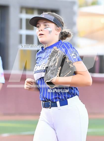 Thumbnail 3 in Round Valley vs. Kingman Academy (AIA 2A Final) photogallery.