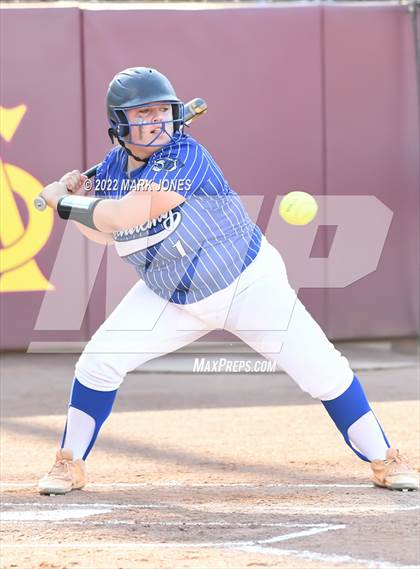 Thumbnail 1 in Round Valley vs. Kingman Academy (AIA 2A Final) photogallery.