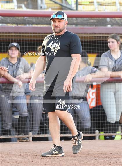 Thumbnail 3 in Round Valley vs. Kingman Academy (AIA 2A Final) photogallery.