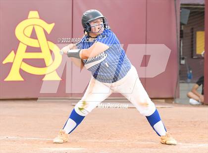 Thumbnail 2 in Round Valley vs. Kingman Academy (AIA 2A Final) photogallery.