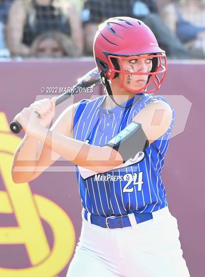 Thumbnail 1 in Round Valley vs. Kingman Academy (AIA 2A Final) photogallery.