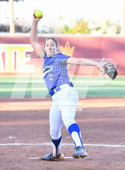 Thumbnail 2 in Round Valley vs. Kingman Academy (AIA 2A Final) photogallery.