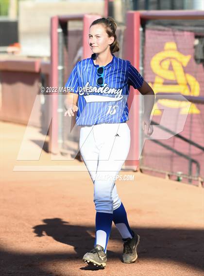 Thumbnail 2 in Round Valley vs. Kingman Academy (AIA 2A Final) photogallery.