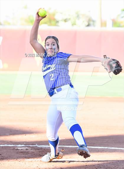Thumbnail 3 in Round Valley vs. Kingman Academy (AIA 2A Final) photogallery.