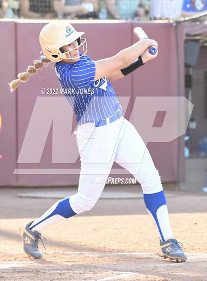 Thumbnail 2 in Round Valley vs. Kingman Academy (AIA 2A Final) photogallery.