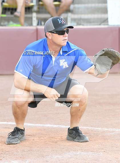 Thumbnail 3 in Round Valley vs. Kingman Academy (AIA 2A Final) photogallery.