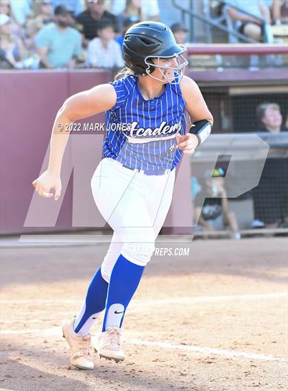 Thumbnail 1 in Round Valley vs. Kingman Academy (AIA 2A Final) photogallery.