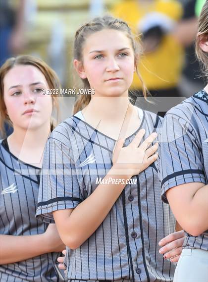 Thumbnail 3 in Round Valley vs. Kingman Academy (AIA 2A Final) photogallery.