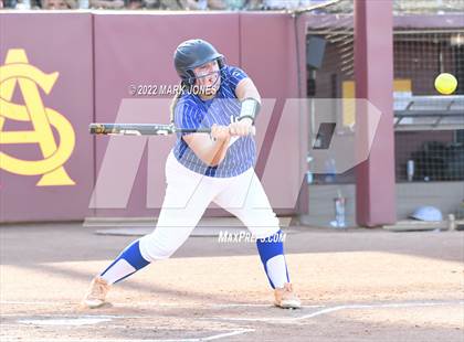 Thumbnail 3 in Round Valley vs. Kingman Academy (AIA 2A Final) photogallery.