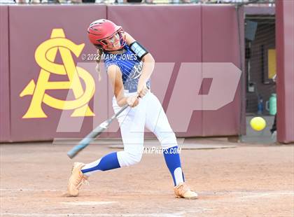 Thumbnail 2 in Round Valley vs. Kingman Academy (AIA 2A Final) photogallery.