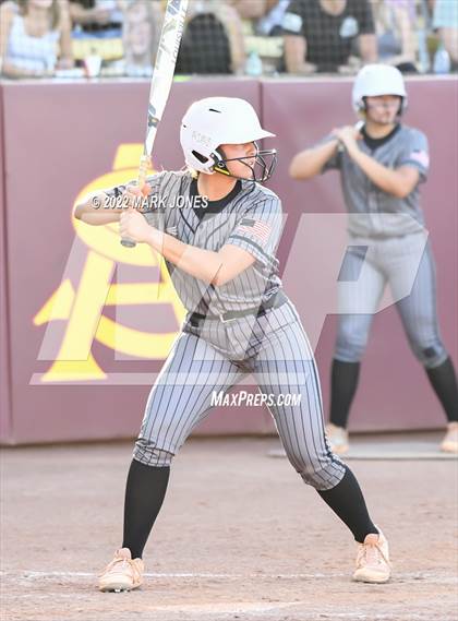 Thumbnail 2 in Round Valley vs. Kingman Academy (AIA 2A Final) photogallery.