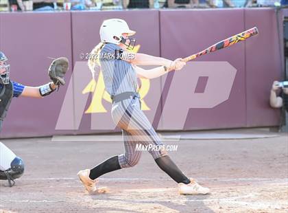 Thumbnail 3 in Round Valley vs. Kingman Academy (AIA 2A Final) photogallery.