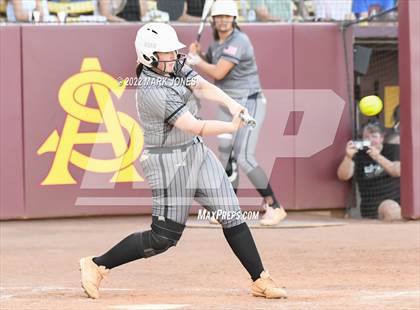Thumbnail 2 in Round Valley vs. Kingman Academy (AIA 2A Final) photogallery.