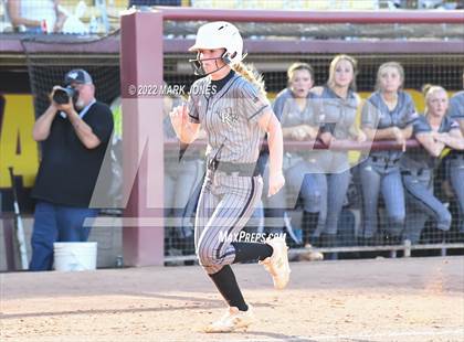 Thumbnail 2 in Round Valley vs. Kingman Academy (AIA 2A Final) photogallery.