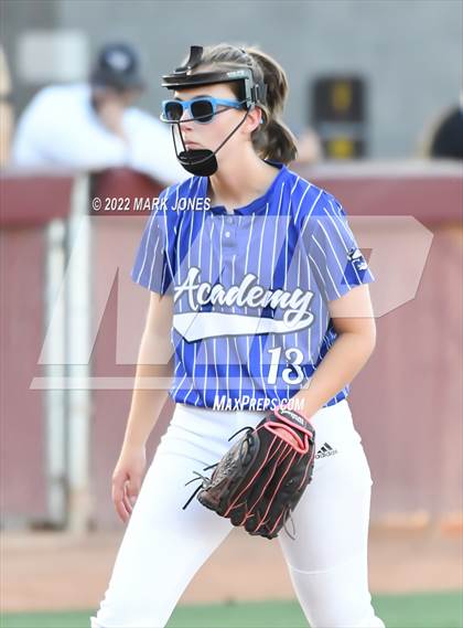 Thumbnail 3 in Round Valley vs. Kingman Academy (AIA 2A Final) photogallery.