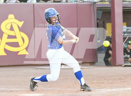 Thumbnail 1 in Round Valley vs. Kingman Academy (AIA 2A Final) photogallery.