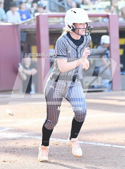 Thumbnail 2 in Round Valley vs. Kingman Academy (AIA 2A Final) photogallery.